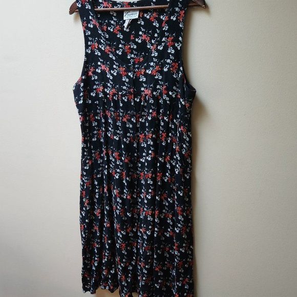 Vintage black floral print rayon dress / button front - Picture 2 of 9
